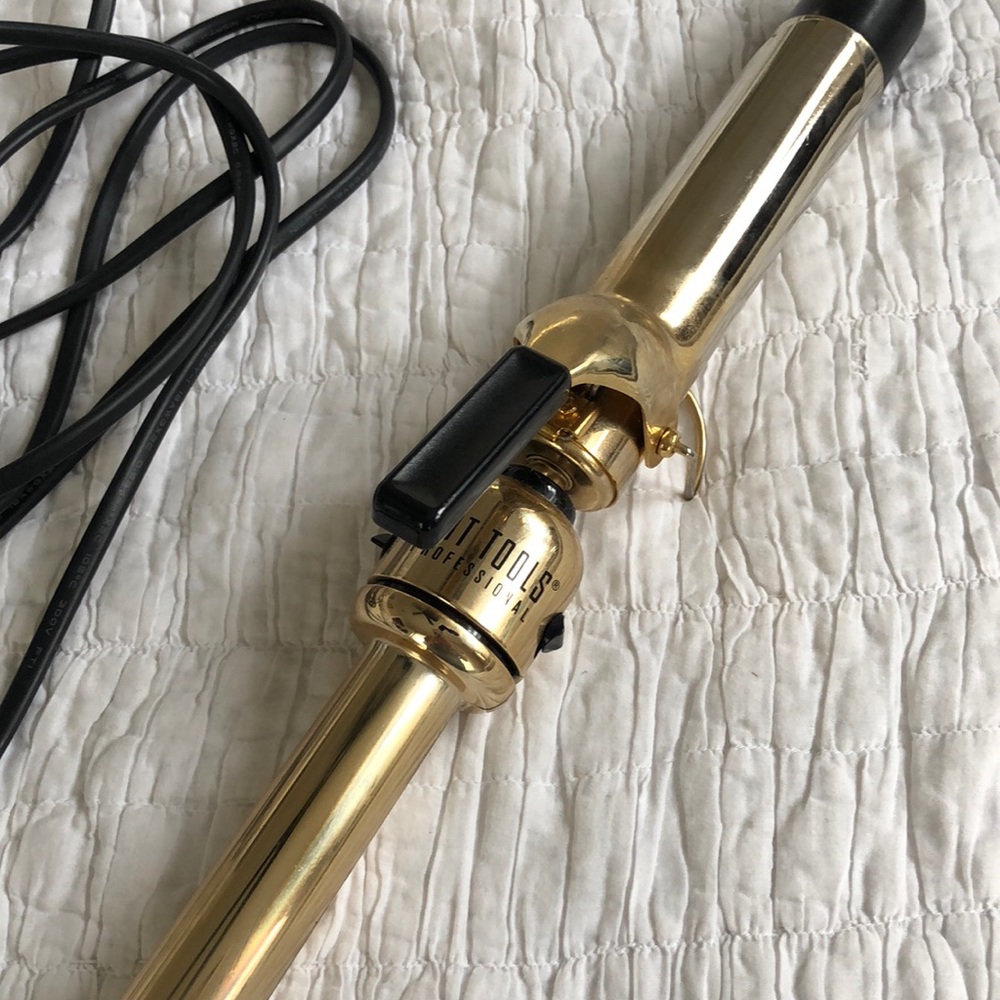 Hot Tools Pro 24k Gold 1.25 Curling Iron/Wand